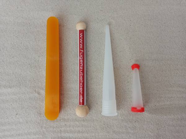 Fugenrobbe12K mit Profi Abzieher und Fix&Liss Düse - Kopie