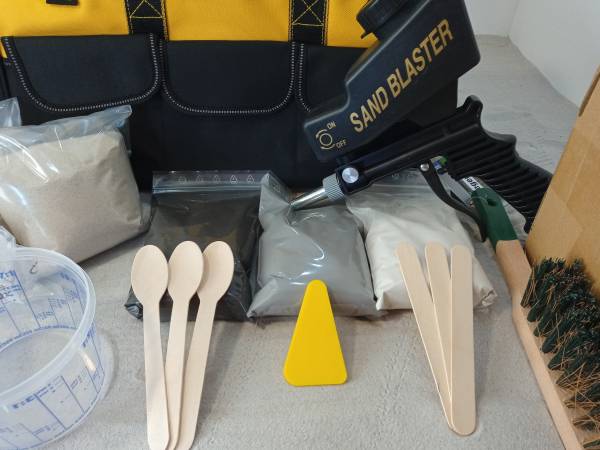 Set C. Komplettset besandete Fugen in Werkzeugtasche